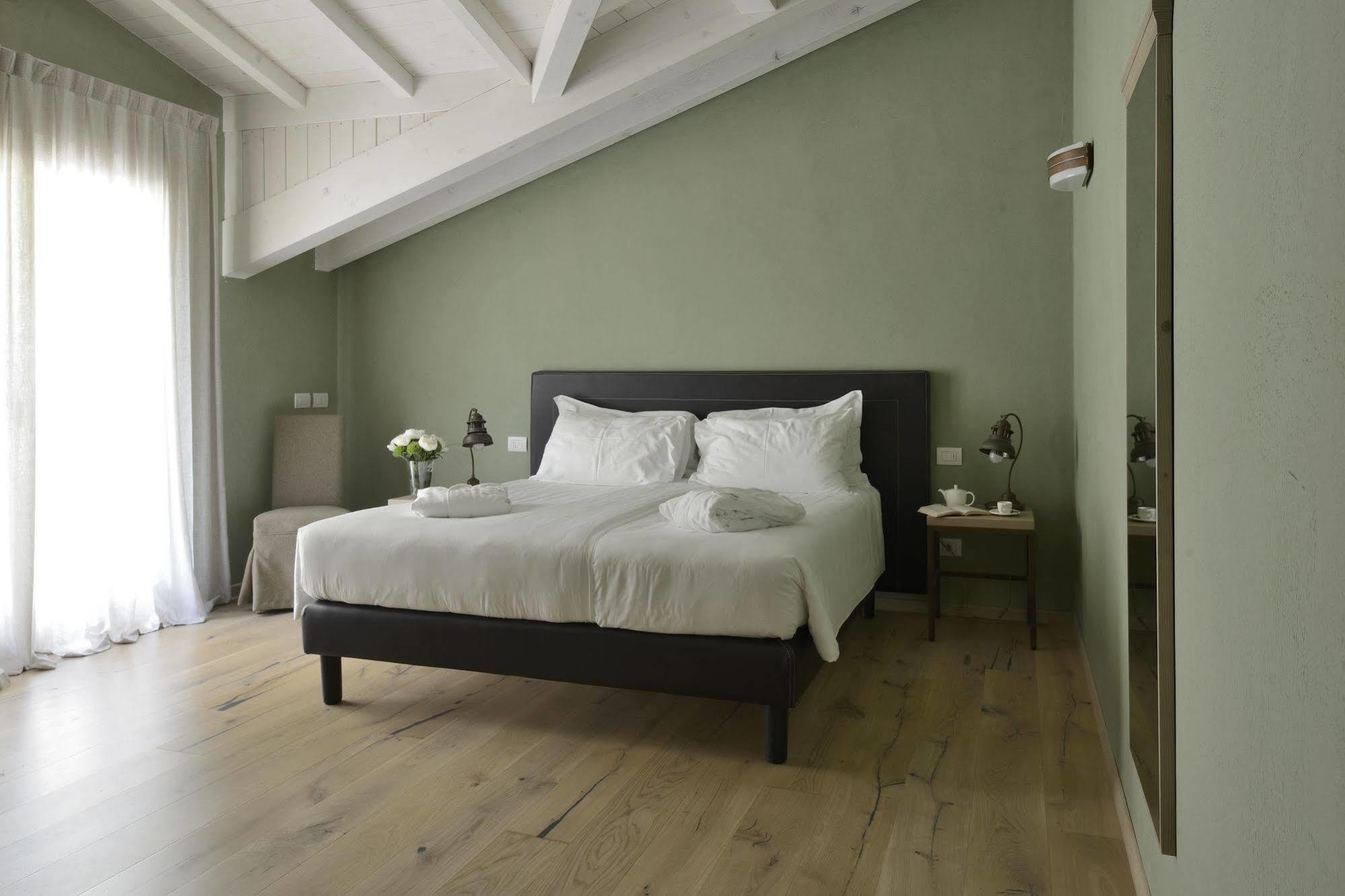 Relais Rossar Boutique Hotel Garda & Hills Costermano Zewnętrze zdjęcie